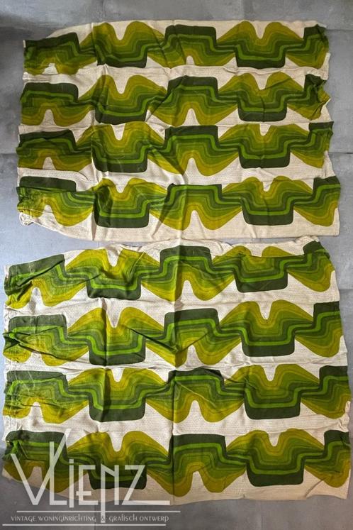 Twee vintage gordijnen groen, lappen stof, retro, Hobby en Vrije tijd, Stoffen en Lappen, Gebruikt, 30 tot 120 cm, 30 tot 200 cm