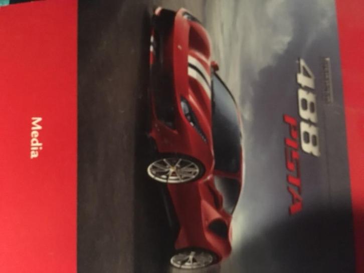 Ferrari 488 Pista fraaie originele pers brochure '16, Boeken, Auto's | Folders en Tijdschriften, Zo goed als nieuw, Ferrari, Ophalen of Verzenden