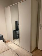 Moderne witte kast, Ophalen, Overige materialen, 150 tot 200 cm, Zo goed als nieuw