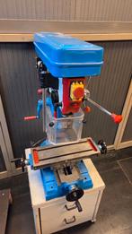 BOOR / FREES - MACHINE   9BF 16 HBM, Doe-het-zelf en Verbouw, Ophalen, Variabele snelheid, Zo goed als nieuw, Kolomboormachine