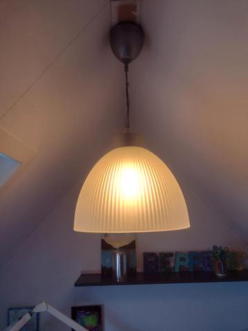 Hanglamp glas beschikbaar voor biedingen