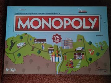MONOPOLY WOONGOED NIEUW in folie beschikbaar voor biedingen
