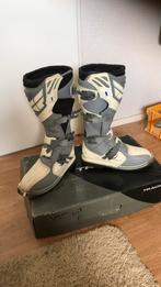 Partij nieuw motorcross laarzen pakken gezocht opkoper !!!!, Ophalen of Verzenden, Laarzen