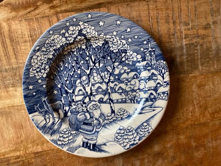 EIT Engeland Kerst man Kerstbord Servies winter bord Vintage, Antiek en Kunst, Antiek | Servies compleet, Ophalen of Verzenden