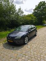Ford Focus 2.5 20V Turbo 166KW 5D 2006 Grijs, Auto's, Ford, 65 €/maand, Stof, 1337 kg, 2521 cc