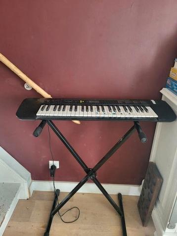 Keyboard met standaard beschikbaar voor biedingen