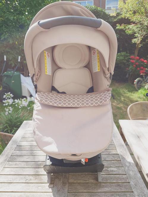 Autostoel reiswieg met isofix onderstel, Kinderen en Baby's, Autostoeltjes, Zo goed als nieuw, Overige merken, Isofix, Ophalen of Verzenden