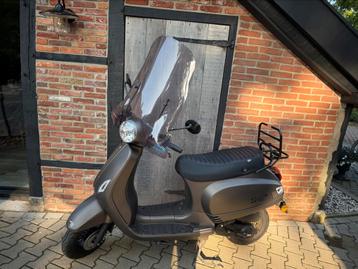 AGM VX50 beschikbaar voor biedingen
