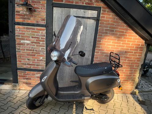 AGM VX50, Fietsen en Brommers, Snorfietsen en Snorscooters, Zo goed als nieuw, Overige merken, Benzine, Ophalen