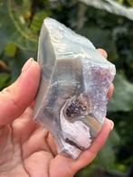 Amethist in Agaat Mineraal Edelsteen, Verzamelen, Mineralen en Fossielen, Ophalen of Verzenden, Mineraal