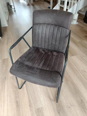 Set van 4  Henders & Hazel eetkamerstoelen beschikbaar voor biedingen