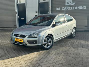 Ford Focus 1.6 | 100 PK | Airco | Elek.Ramen | Trekhaak beschikbaar voor biedingen