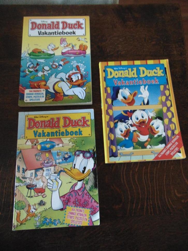 Donald Duck Vakantie Boek Nummer 2002-2007-2016, Boeken, Stripboeken, Gelezen, Meerdere stripboeken, Ophalen of Verzenden