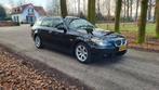 BMW 5-Serie 2.5 525 Touring AUT Pano Leer VOL, Auto's, BMW, Automaat, Achterwielaandrijving, 2000 kg, Zwart