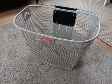 Metalen Fietsmand x2 // Metal Bicycle Basket x2 beschikbaar voor biedingen