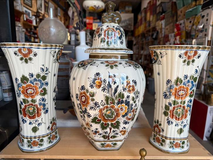 Delfts polychrome kaststel 3 delig, Antiek en Kunst, Antiek | Keramiek en Aardewerk, Ophalen of Verzenden