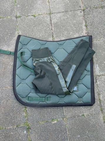 2 dekjes en een paardrijlegging beschikbaar voor biedingen