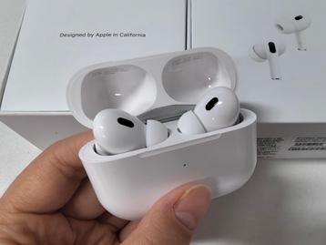 AirPods Pro 2 Gebruikt beschikbaar voor biedingen