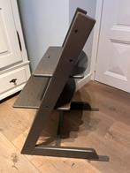 Prachtige stokke tripp trapp hazy grey (nieuwste model), Ophalen, Gebruikt, Meegroeistoel