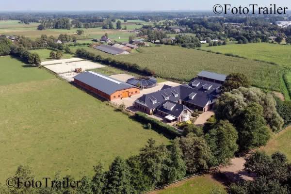 Professionele stalling beschikbaar, Dieren en Toebehoren, Stalling en Weidegang, Stalling, 4 paarden of pony's of meer