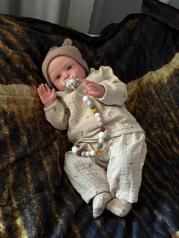 Reborn baby sparrow beschikbaar voor biedingen