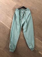 Musthave pu leren jogger groen gevoerd M, Kleding | Dames, Broeken en Pantalons, Groen, Lang, Maat 38/40 (M), Ophalen of Verzenden