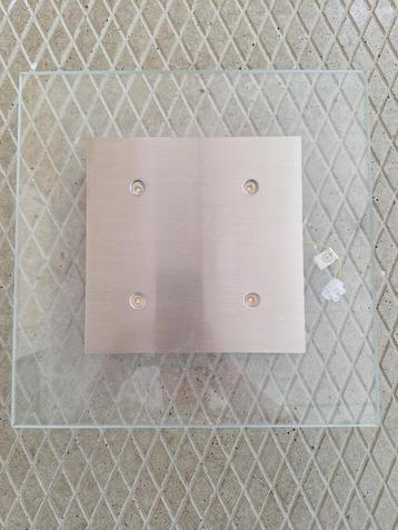Plafondlamp vierkant 30 cm x 30 cm beschikbaar voor biedingen