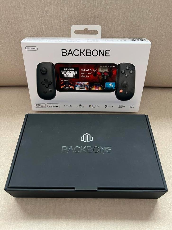 Backbone One USB-C Mobile Gaming Controller, Computers en Software, Webcams, Zo goed als nieuw, Android, iOS, Ophalen
