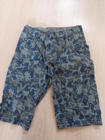 Broek van de C&A. Maat 152 beschikbaar voor biedingen