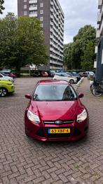 Ford Focus 1.0 Ecoboost 74KW 5-D 2012 Rood, Auto's, Ford, 65 €/maand, 635 kg, 100 pk, Handgeschakeld