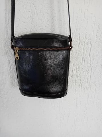  Creation Gabrielle zwarte schoudertas,leer ,verrekijkermode beschikbaar voor biedingen