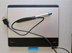 WACOM Intuos pen tablet CTH-480, Computers en Software, Tekentablets, Ophalen of Verzenden, Zo goed als nieuw