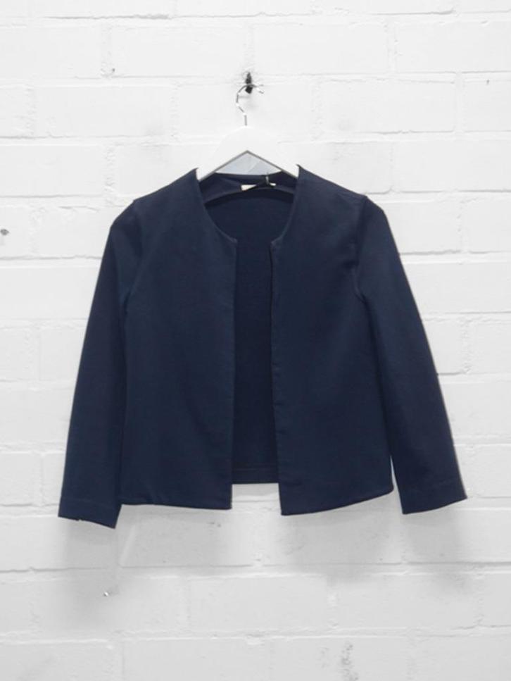 Circolo 1901 - Donkerblauwe blazer 38 & 40 - Nieuw €175, Kleding | Dames, Jasjes, Kostuums en Pakken, Nieuw, Jasje, Maat 38/40 (M)