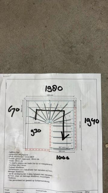 Trap 2620 hoog dicht beschikbaar voor biedingen