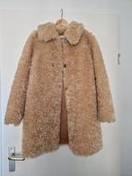 Faux Fur Beige Coat by Zara, Kleding | Dames, Jassen | Winter, Beige, Zo goed als nieuw, Ophalen