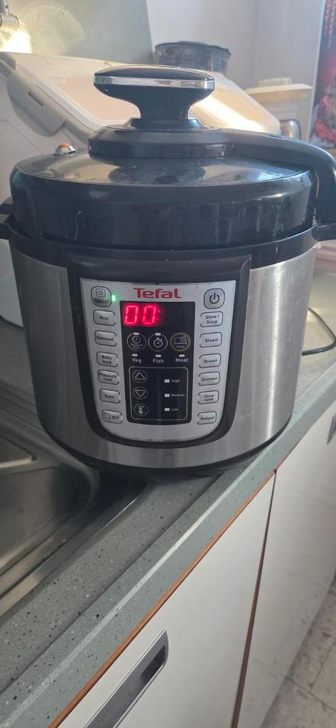 Tefal Instant Pot - 5.8L - Perfect voor Gezinnen!, Witgoed en Apparatuur, Slowcookers, Zo goed als nieuw, Timer, Vaatwasmachinebestendig