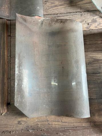 Oud hollandse glazen dakpan beschikbaar voor biedingen