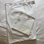 Vintage witte laken met bijpassende kussensloop, Huis en Inrichting, Slaapkamer | Beddengoed, Gebruikt, Eenpersoons, Wit, Overige typen