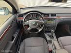 Skoda Superb Combi 1.8 TSI Elegance 4x4 Business Line | Stoe, Auto's, Skoda, Euro 5, Gebruikt, 4 cilinders, 160 pk