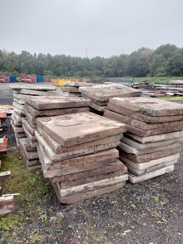 Fundering platen 1000×1000×100 gewapend met hijsgaten beschikbaar voor biedingen