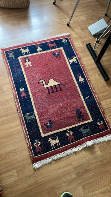 Karpet 100 x 67 cm  beschikbaar voor biedingen
