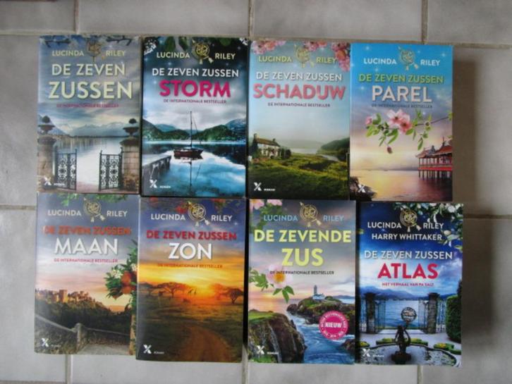 LUCINDA RILEY : De zeven zussen deel 1 t/m 8 á 7,50 euro., Boeken, Romans, Zo goed als nieuw, Ophalen of Verzenden