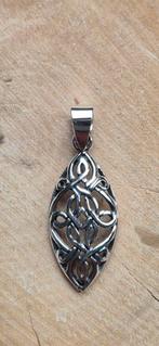 Zilveren kettinghanger Keltische Knoop, Nieuw, Ophalen of Verzenden, Kruis of Symbool, Zilver