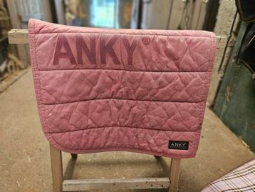 2x dressuurdekje anky beschikbaar voor biedingen