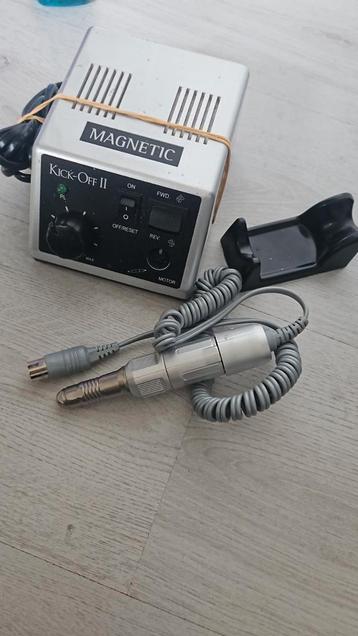 Nagelfrees Magnetic Kick Off 2 beschikbaar voor biedingen