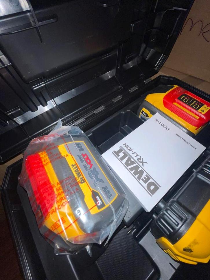 DeWalt flexvolt 9ah/54V accu met snellader en koffer nieuw!, Doe-het-zelf en Verbouw, Gereedschap | Handgereedschap, Nieuw, Ophalen of Verzenden