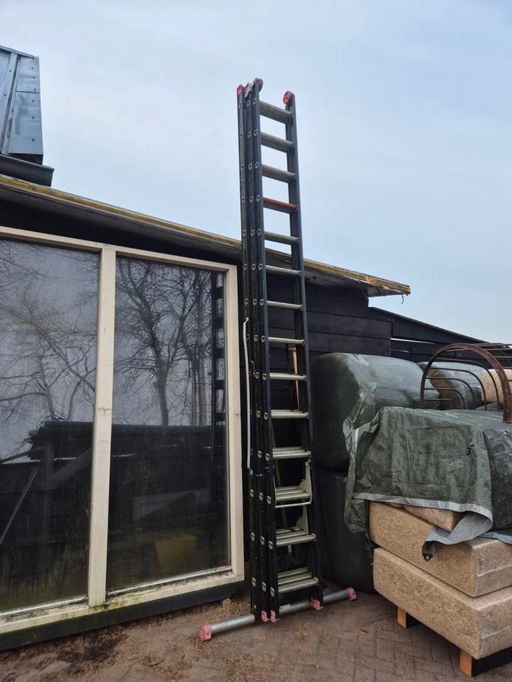 Altrex Ladder - Professioneel en Inschuifbaar, Doe-het-zelf en Verbouw, Ladders en Trappen, Gebruikt, 4 meter of meer, Ophalen of Verzenden