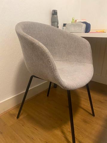 Grijze stoel
