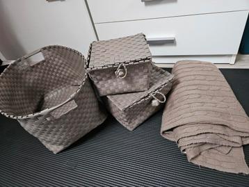 3 manden van Handed By kleur Taupe beschikbaar voor biedingen