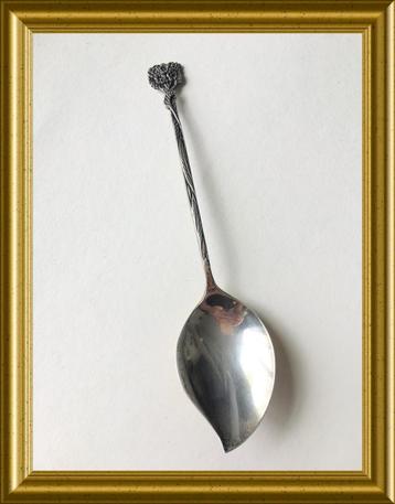 Aparte zilveren lepel vergeet-me-niet bloem decor, 1935 beschikbaar voor biedingen